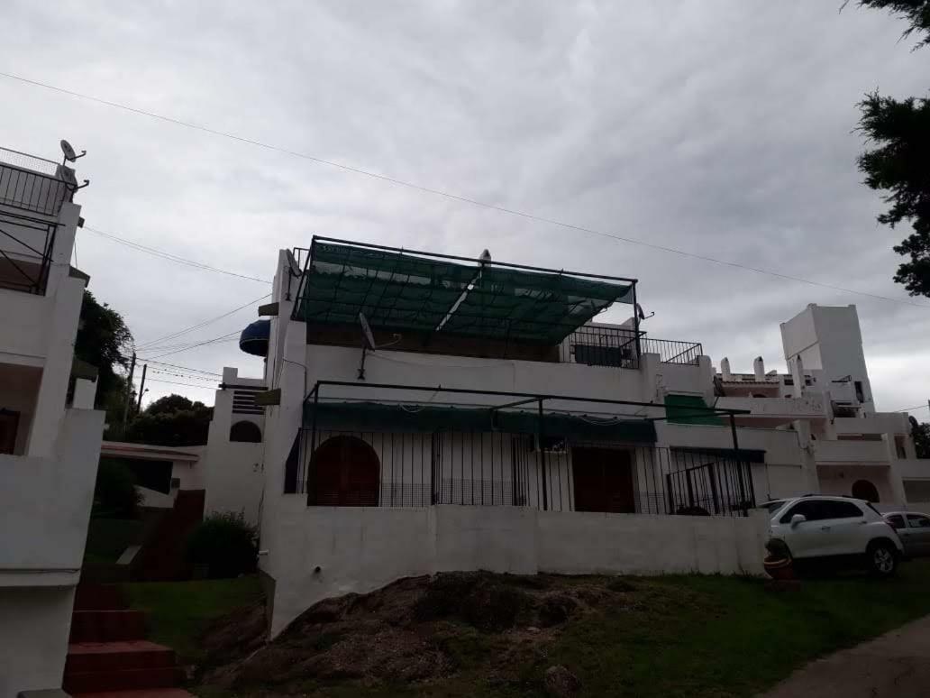 Departamentos Carlos Paz Bajada Al Lago Villa Carlos Paz Ngoại thất bức ảnh